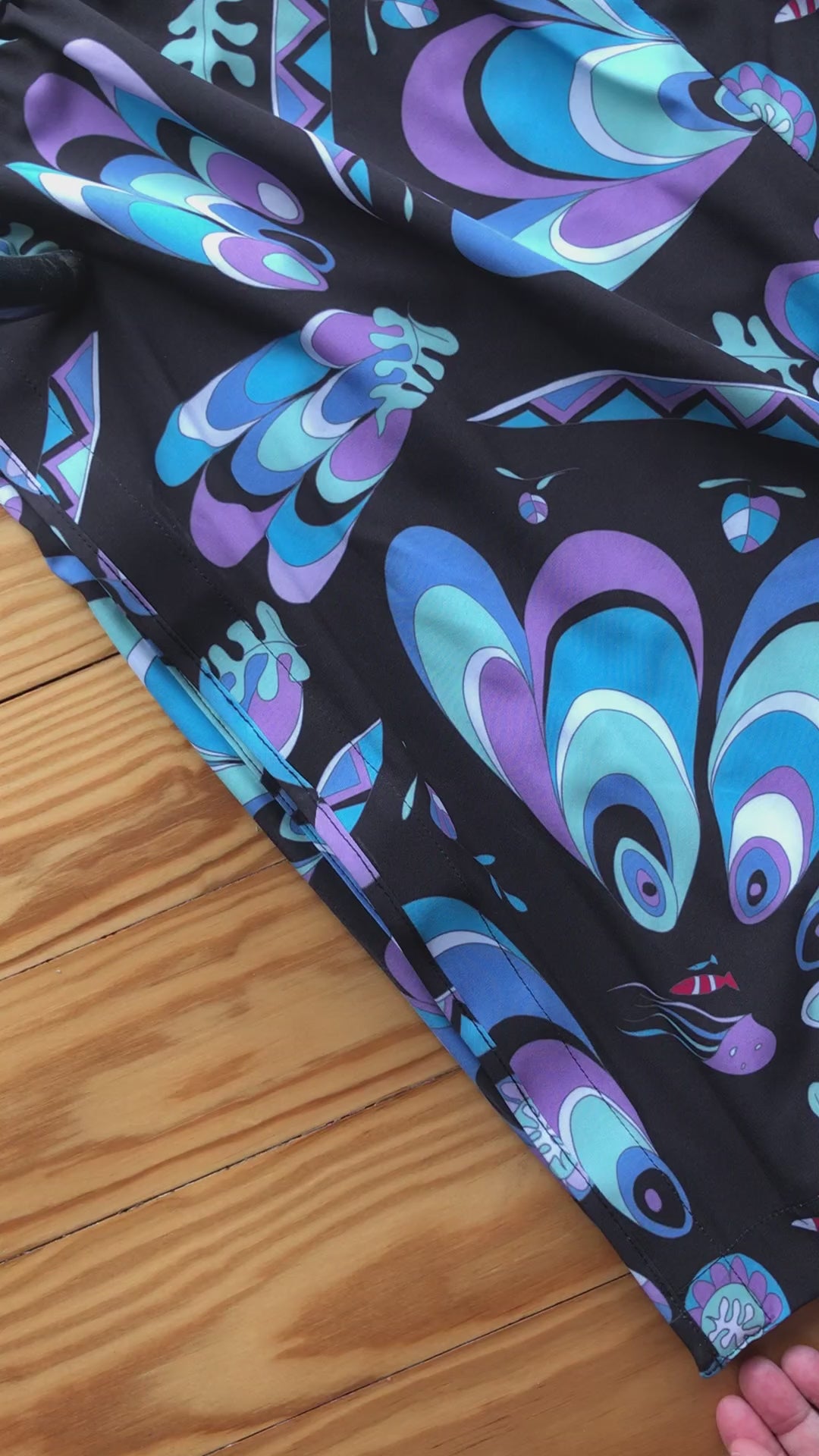 Short seams tearing away