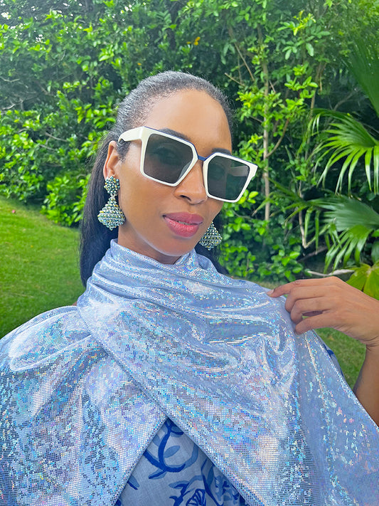 Moonstone – White Iridescent Scarf